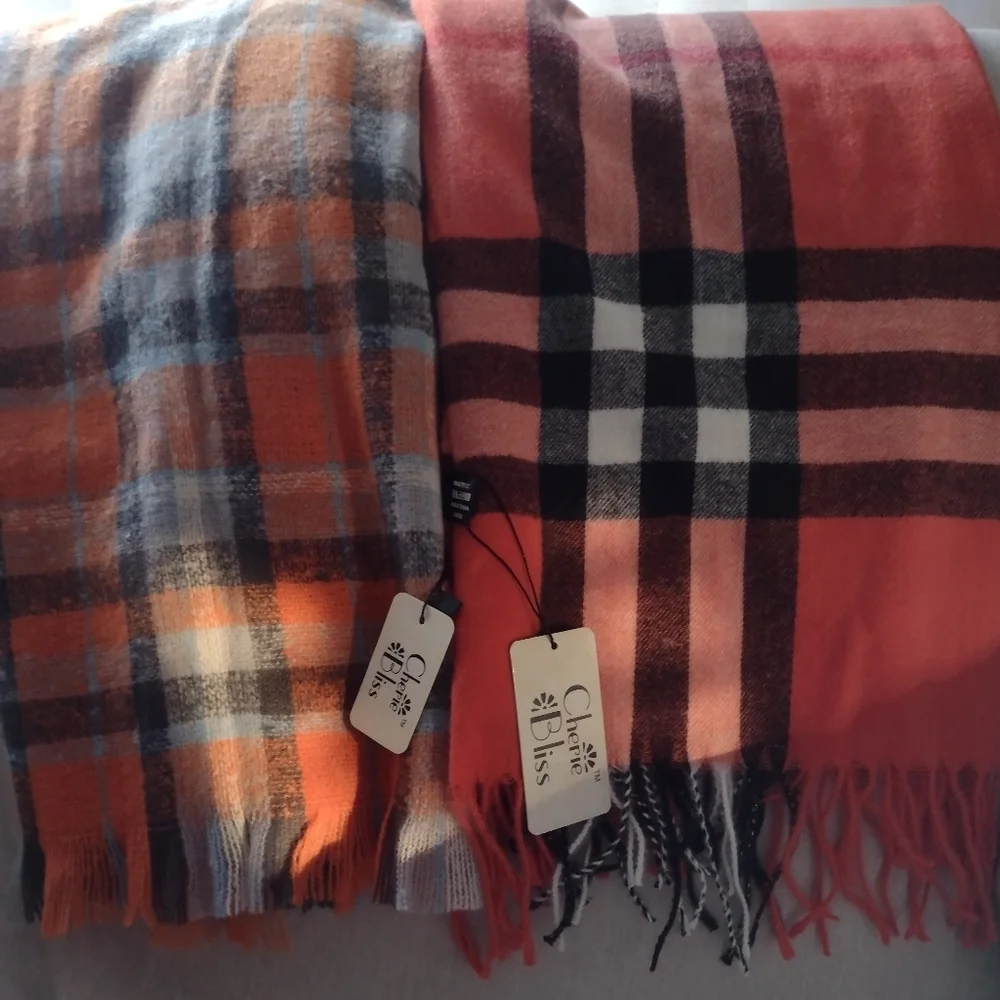 Scarf - Picture 1 of 2